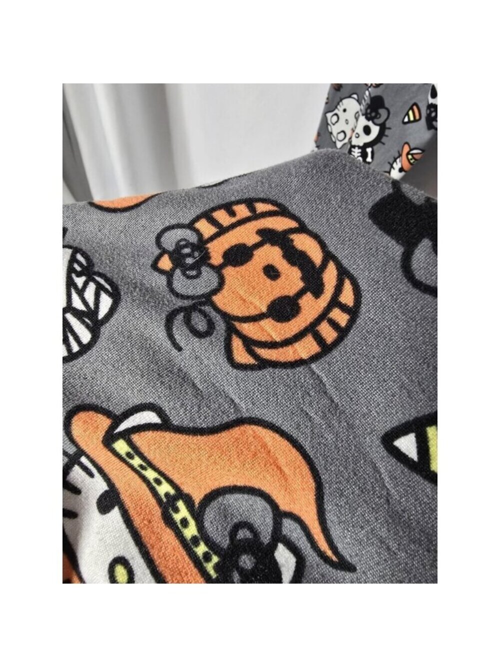 Hello Kitty Halloween Pajama Pants Witch Skeleton Mummy Pajama Jogger Pants XL - Picture 8 of 10
